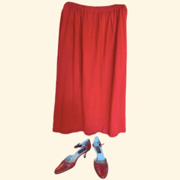 Granada Red Cutout Closed-Toe Pump with Ankle Strap - Picture 8 of 8